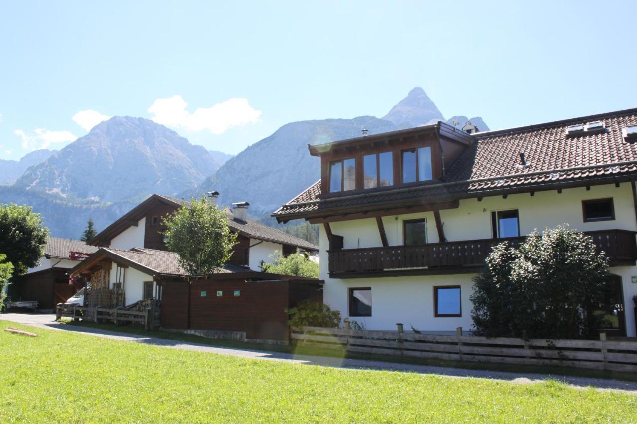Haus Alpenblume Apartment Ehrwald Exterior foto