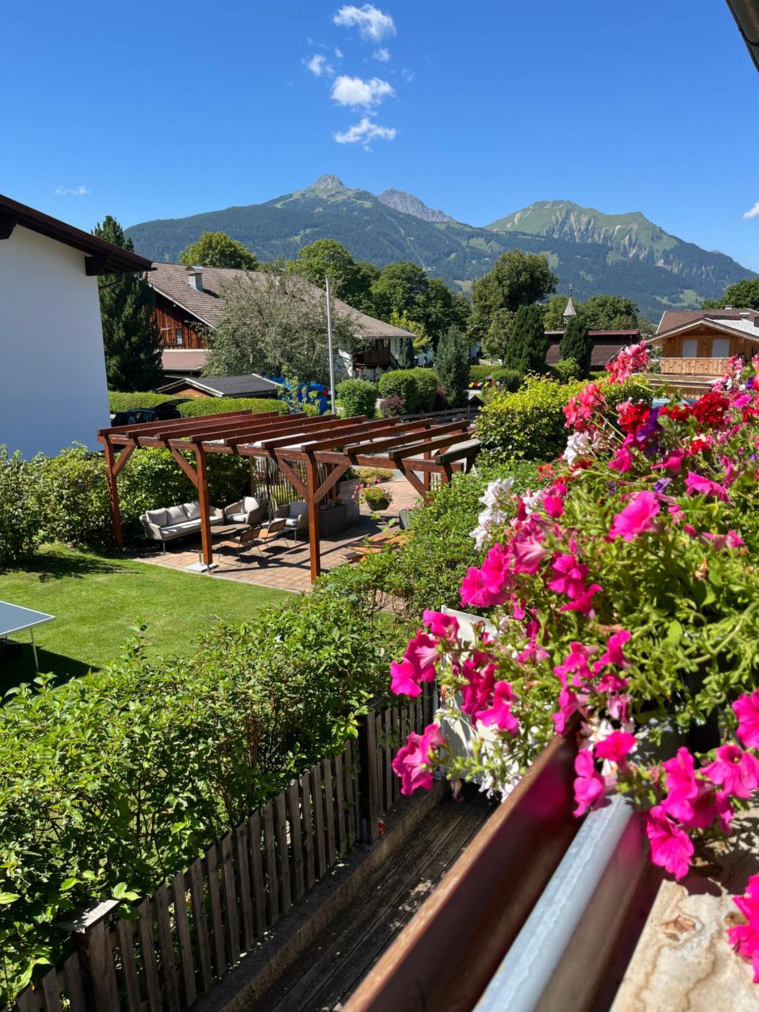 Haus Alpenblume Apartment Ehrwald Exterior foto